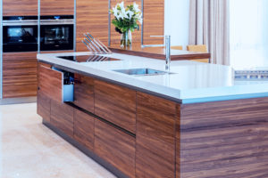 MC Umm Suqeim (Dubai) Villa Kitchen project by Goettling Interiors