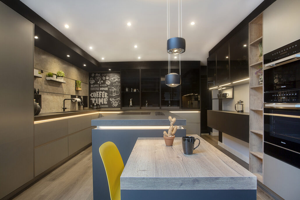 ZK Hattan The Lakes Villa Kitchen & Lighting Project by Goettling Interior